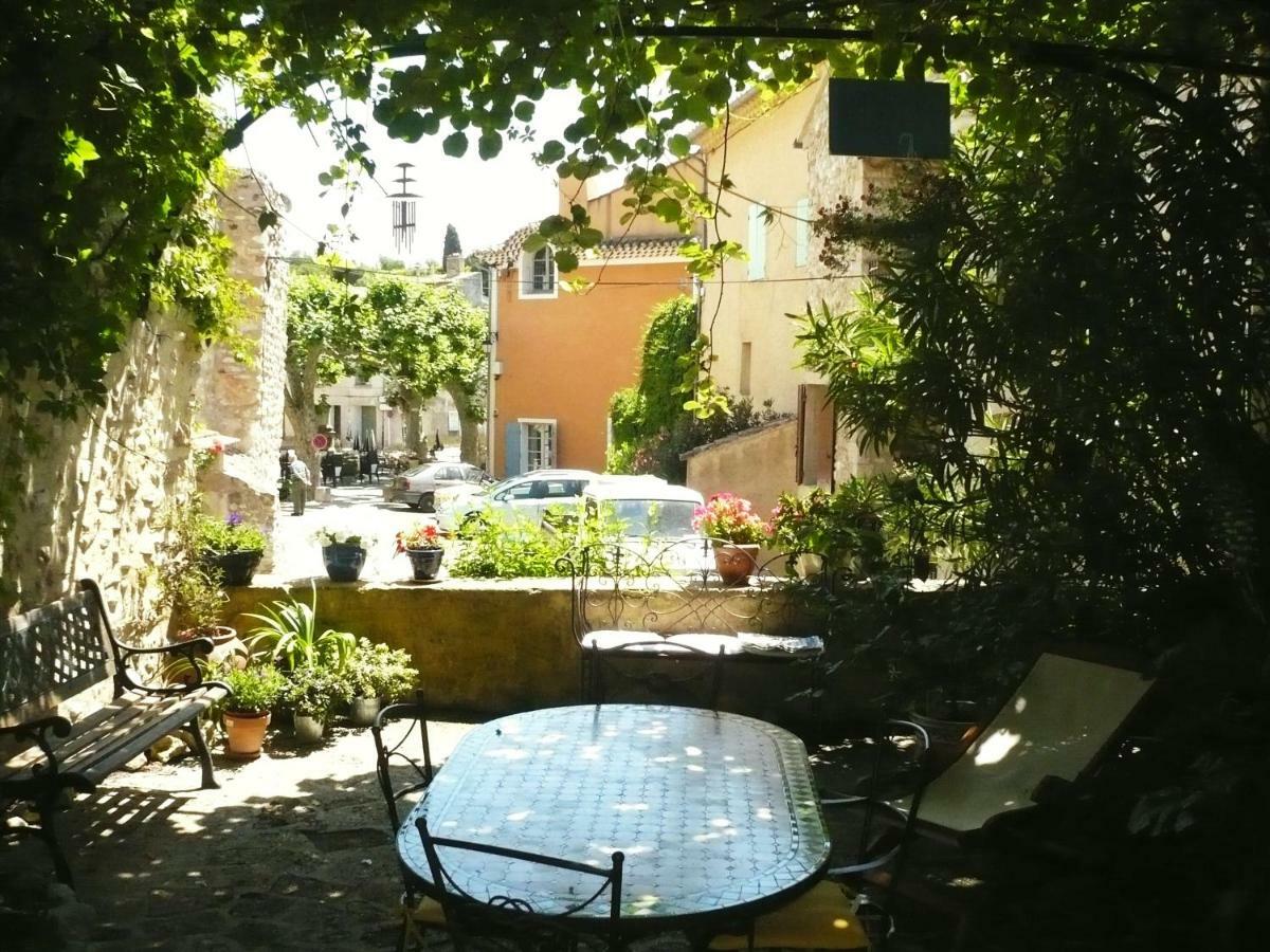 Soleil Et Ombre Hotel Villedieu  Bagian luar foto